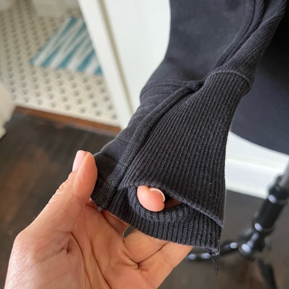 Lululemon Athletica Black Radiant Funnel Neck Jacket Sweatshirt Size 4 - Picture 8 of 9